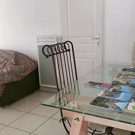 Maison Avec Vue Sur La Et Avec Piscine A Apartment *